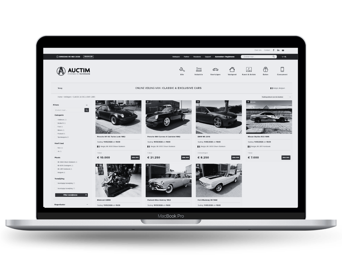 Laptop_Classic-Exclusive-Cars_110526_Black2